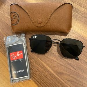 Rayban hexagon polarizes sunglasses (black)
